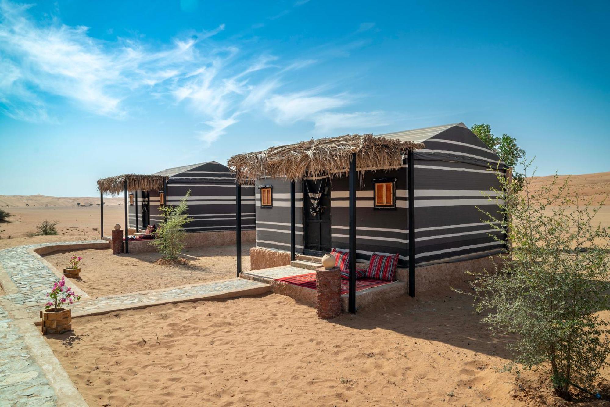 Sama al Wasil Desert Camp Shahiq Bagian luar foto