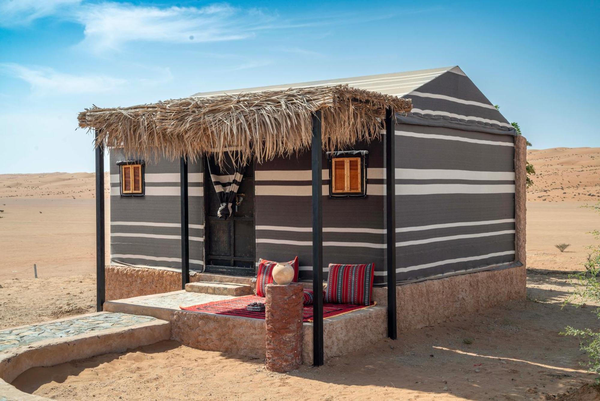 Sama al Wasil Desert Camp Shahiq Bagian luar foto